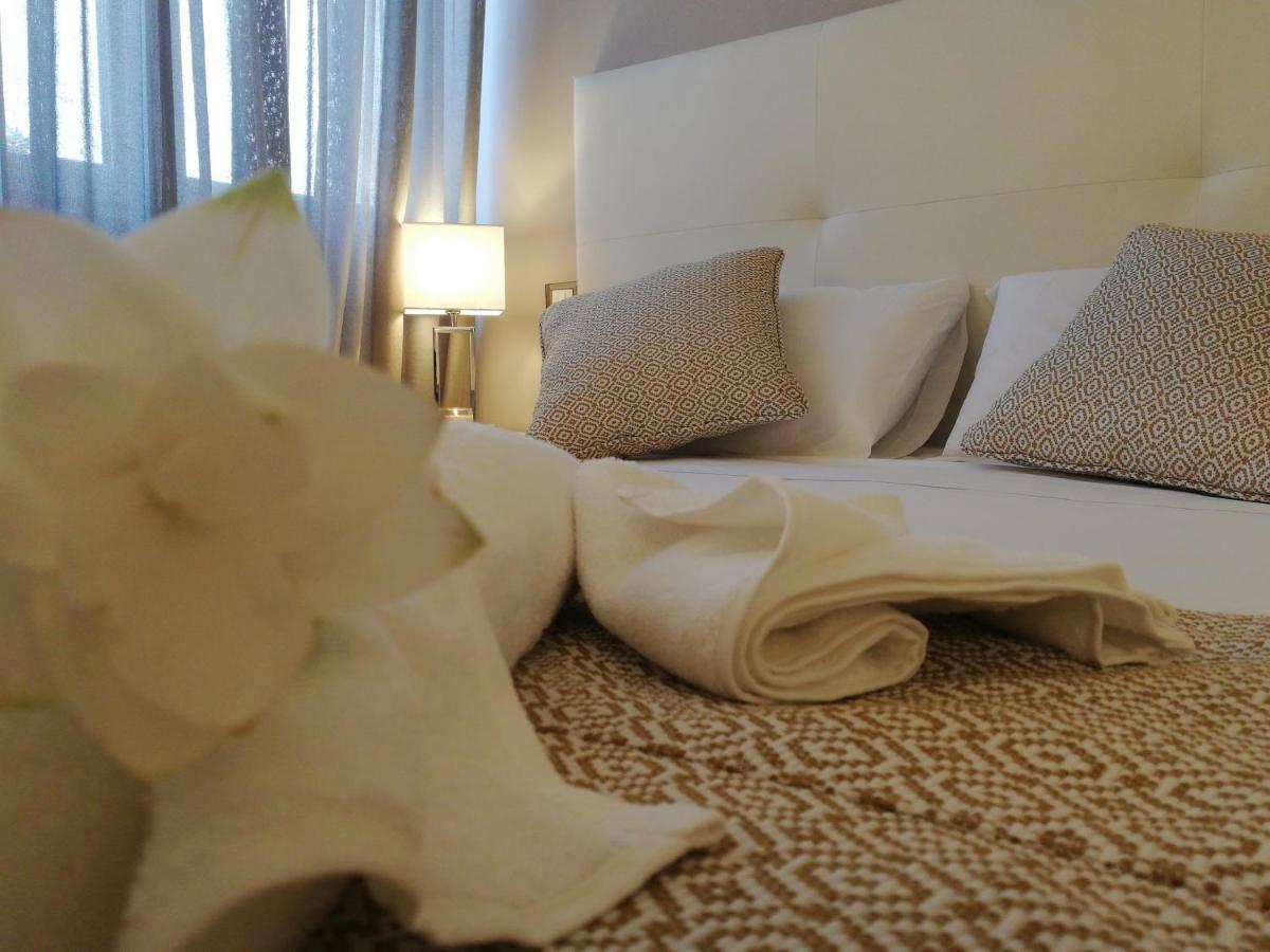 Kaloneiro Guest House กอริยิอาโน ดอตรานโต ภายนอก รูปภาพ