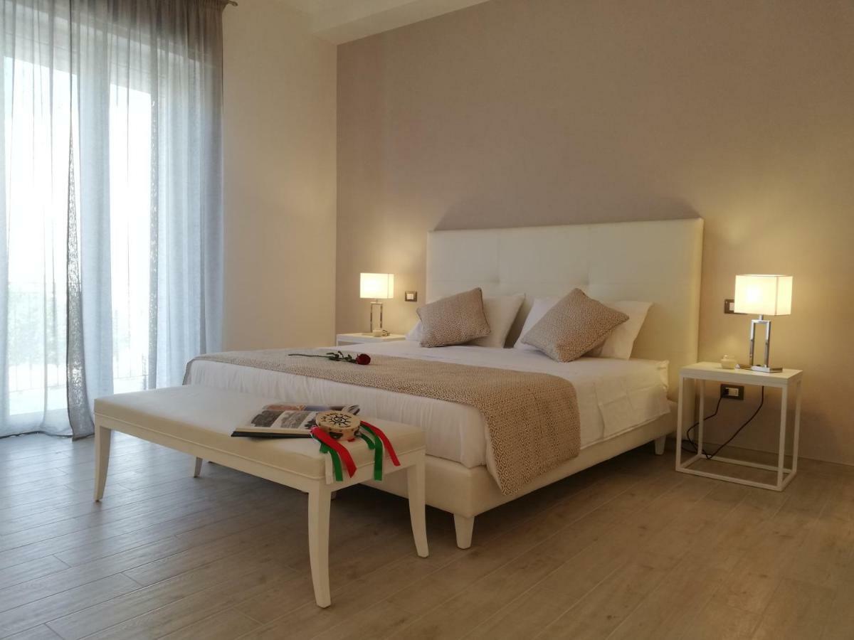 Kaloneiro Guest House กอริยิอาโน ดอตรานโต ภายนอก รูปภาพ