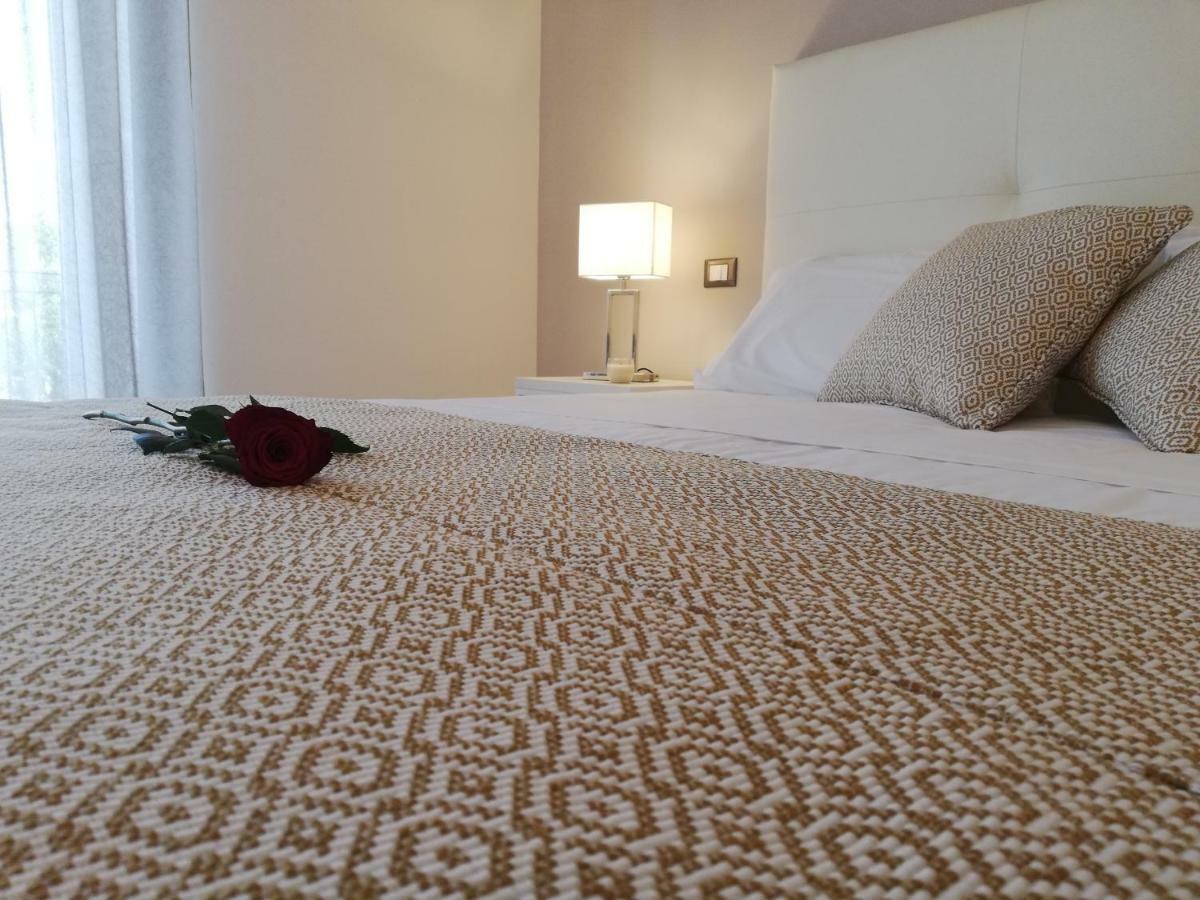 Kaloneiro Guest House กอริยิอาโน ดอตรานโต ภายนอก รูปภาพ