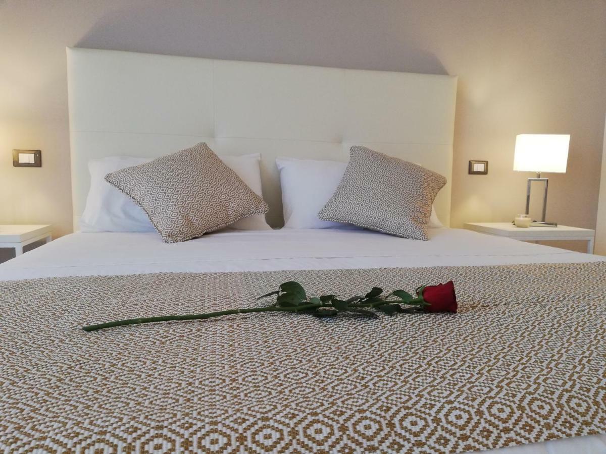 Kaloneiro Guest House กอริยิอาโน ดอตรานโต ภายนอก รูปภาพ